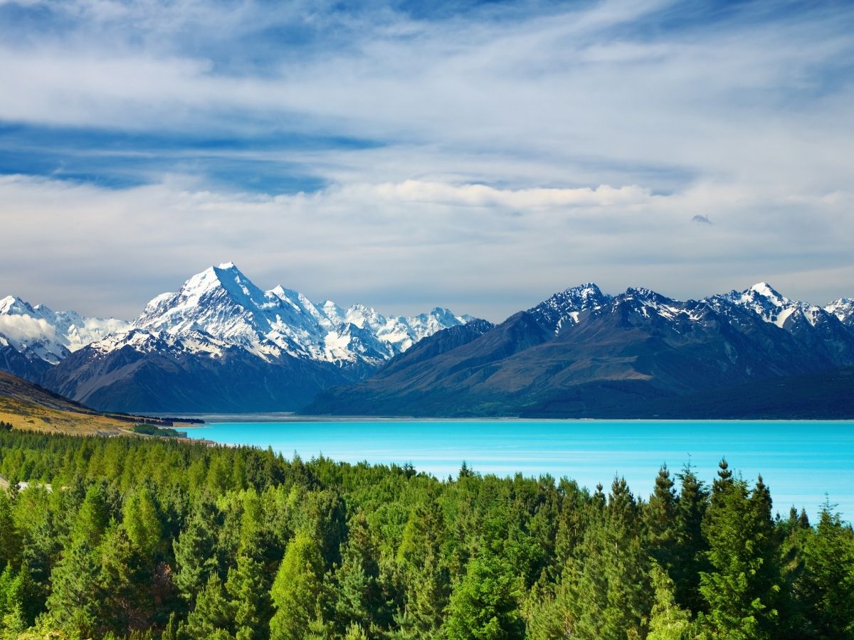 Lake Wakatipu and surrounding mountains with prepaid travel eSIM providing reliable mobile data connectivity.
