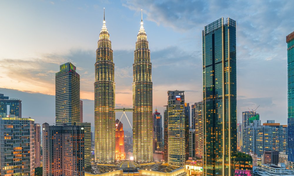 Explore Malaysia with a travel eSIM offering stable mobile data and seamless roaming across the destination